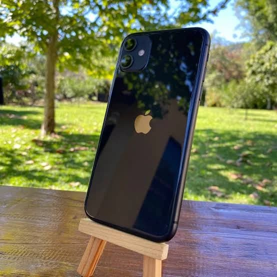 iPhone 11